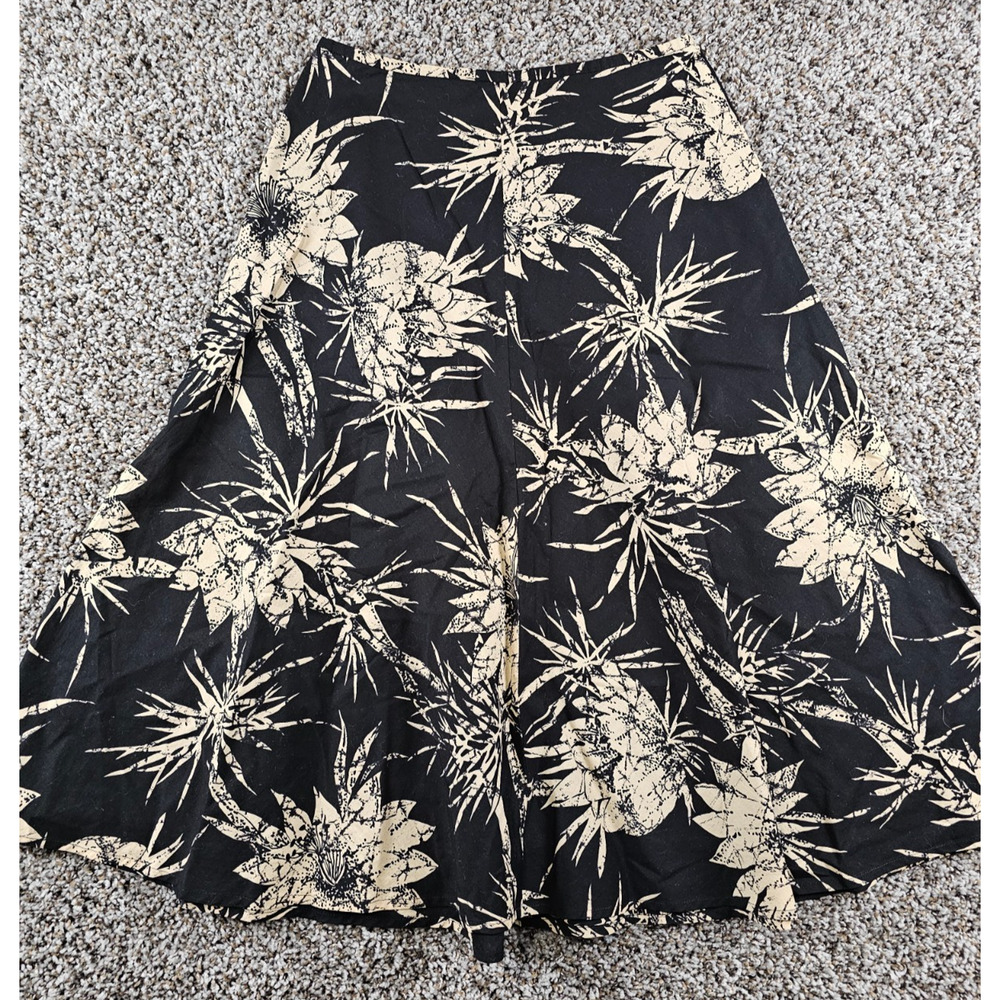 Talbots Womens Sz 2P Petite Midi Length A Line Skirt Black Cream Floral